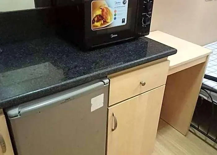 Budget Condotel فندق